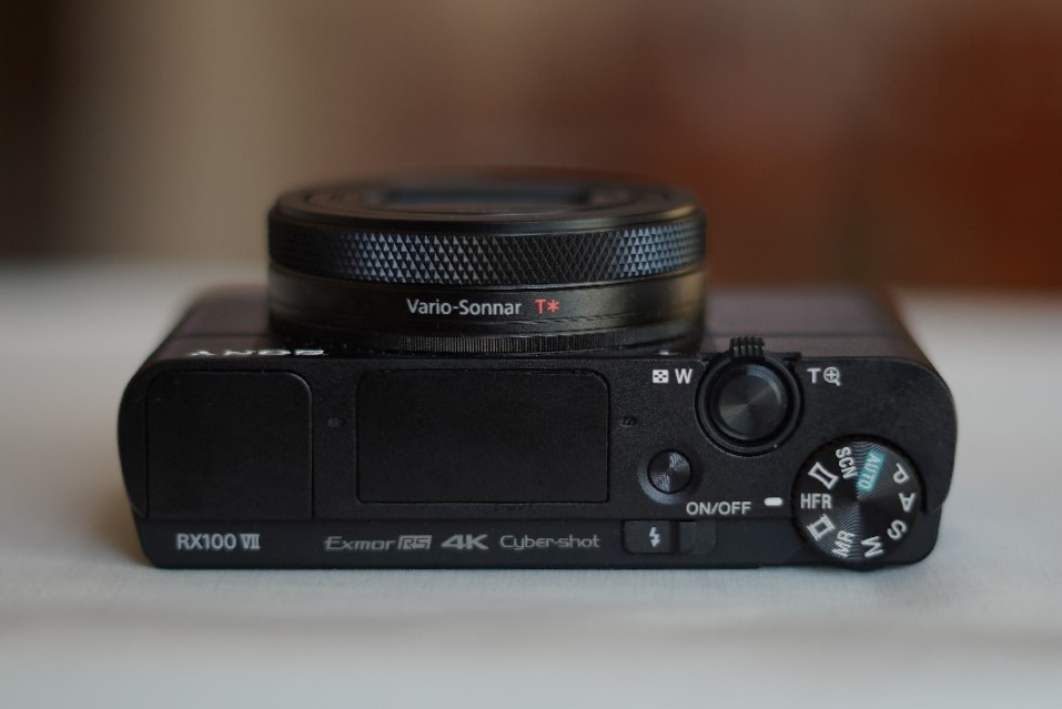 sony rx100 vii top view