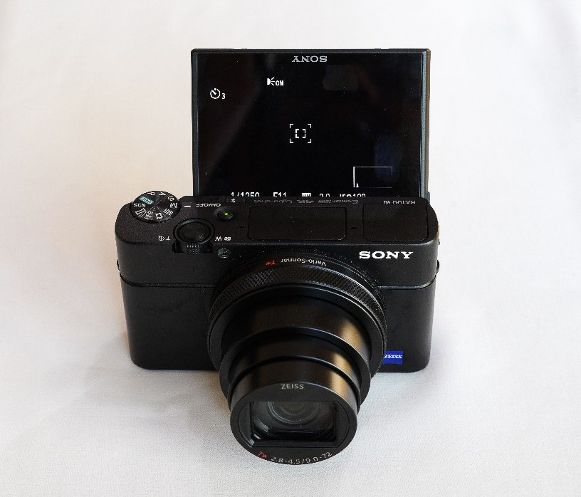 sony rx100 vii tilt screen 180 front