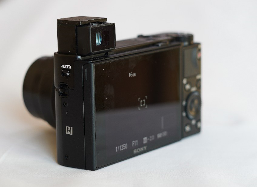 sony rx100 vii viewfinder