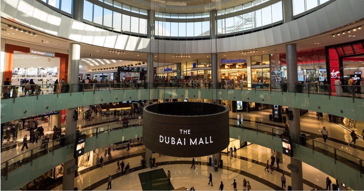 Dubai Indoor Attractions - #2 Dubai Mall | The Vacation Builder