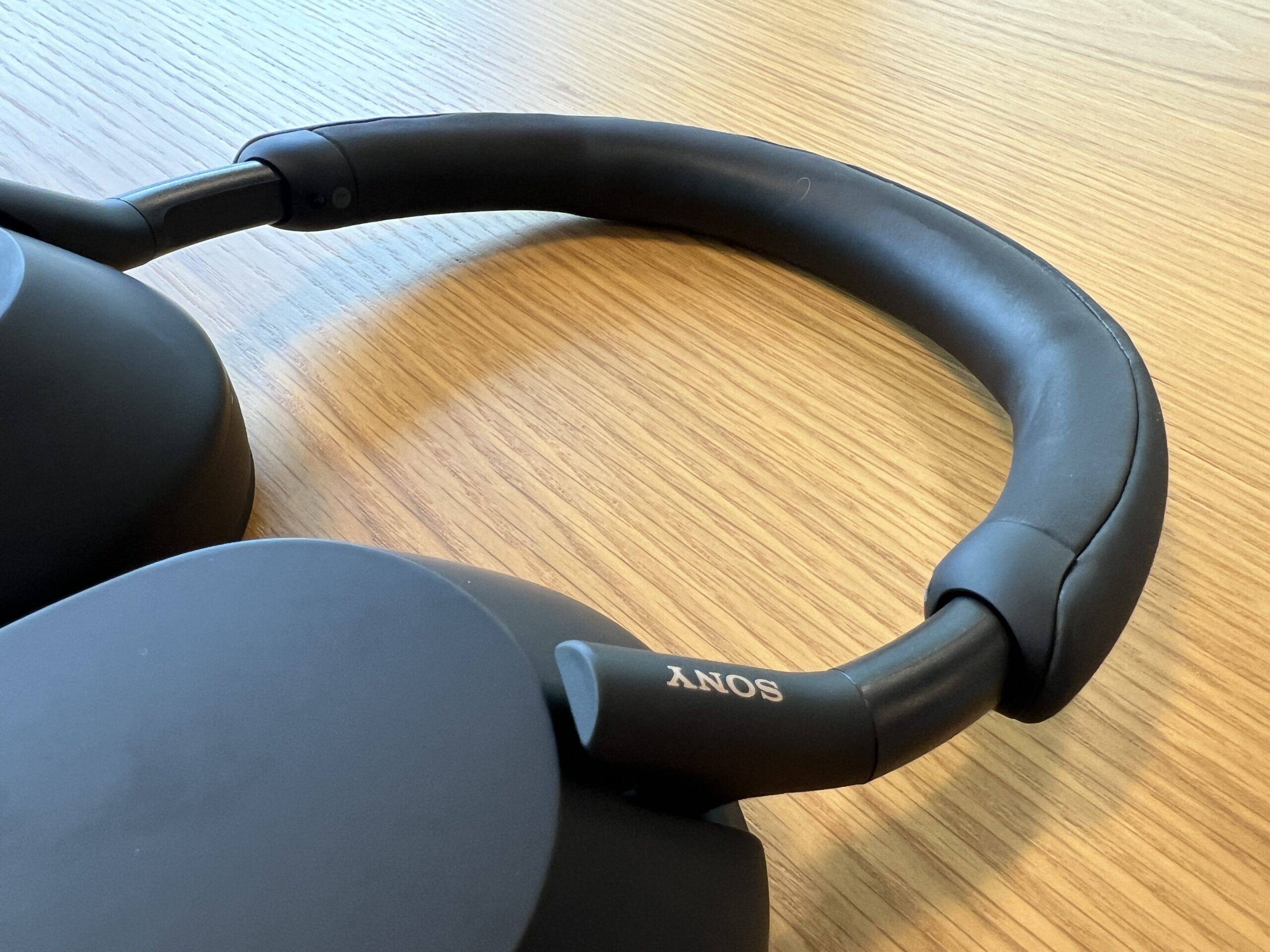 Geek Review: Sony WH-1000XM5 Wireless Noise-Cancelling Headphones