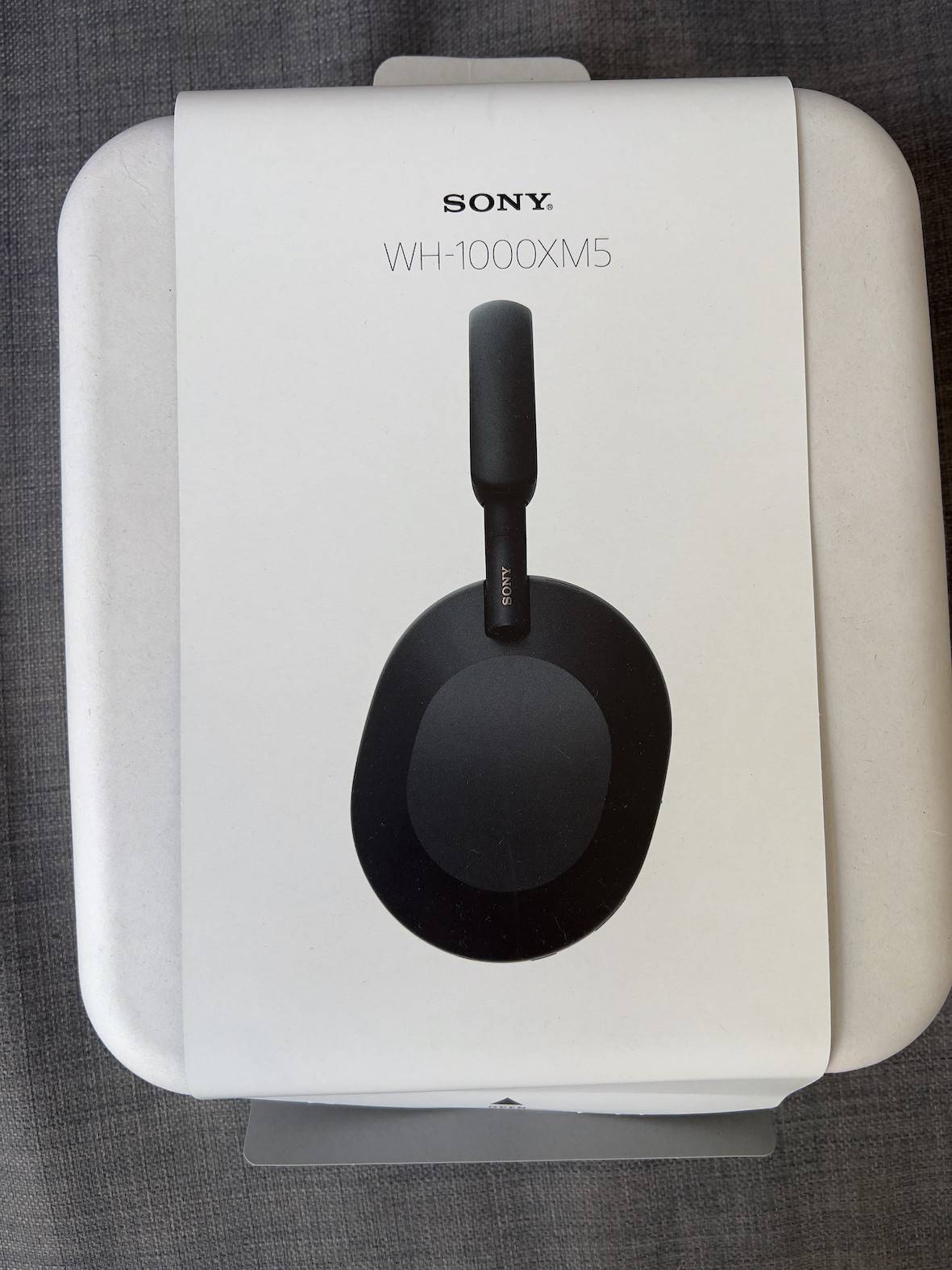 Geek Review: Sony WH-1000XM5 Wireless Noise-Cancelling Headphones