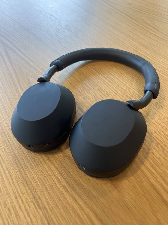 Sony WH-1000XM5 Review: A Year With the Noise Cancelling King